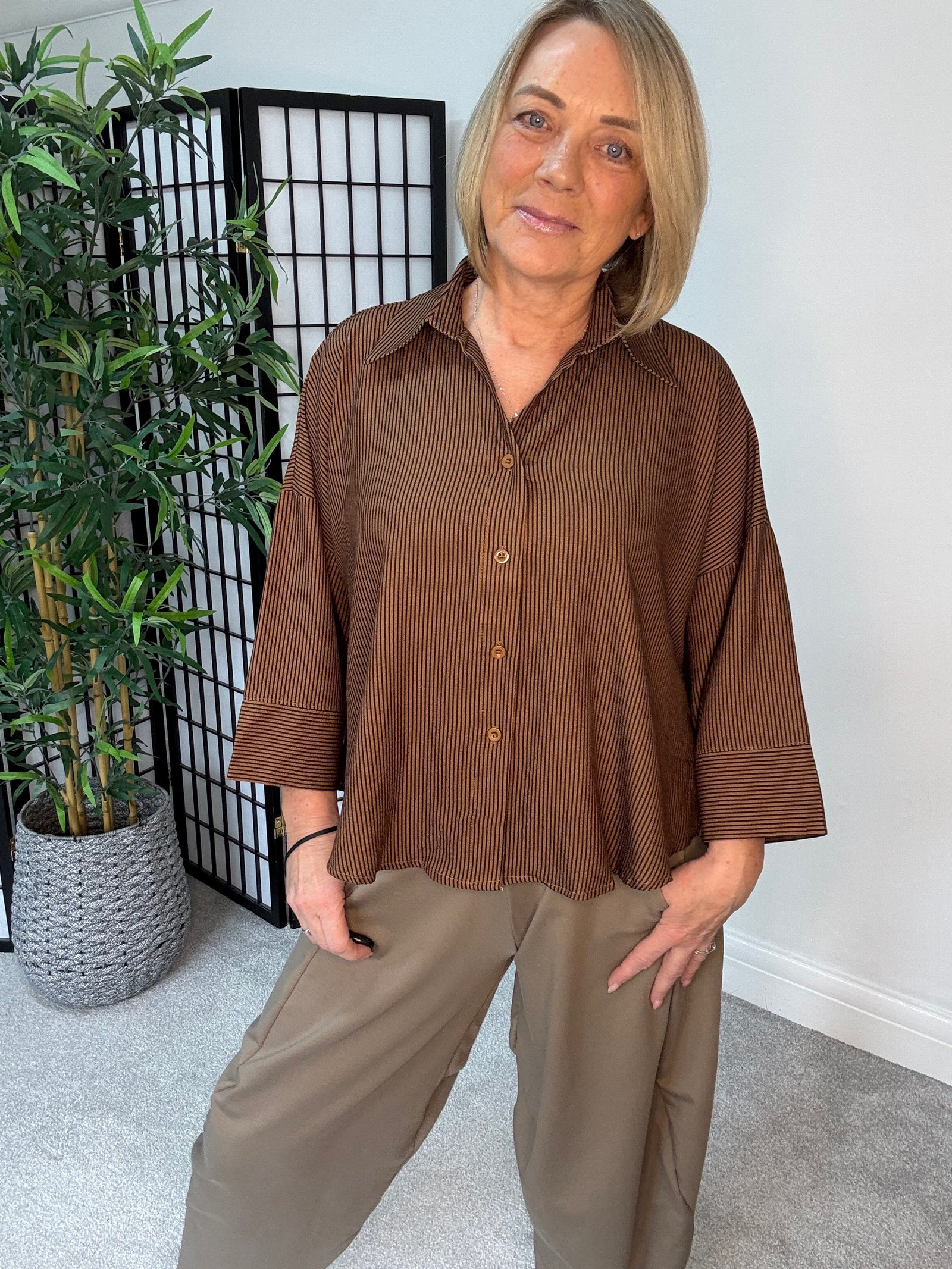 Skylar Boxy Stripe Shirt – Caramel