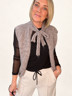 Tie-Neck Knitted Sleeveless Jumper – Sizes 8–14 Mauve
