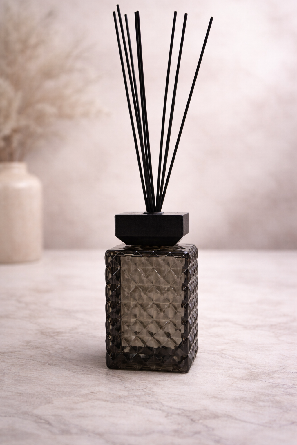 Extra Large Pomegranate Noir Luxury Reed Diffuser – 1000ml