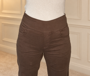 Tocada Straight Leg Pull On Jeans – Chocolate