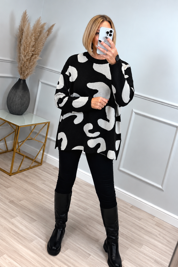 Mila Scribble Print Knitted Jumper – Black