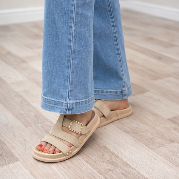 Dana Triple Strap Buckle Sliders