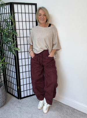 Remi Plain Barrel Trousers – Burgundy