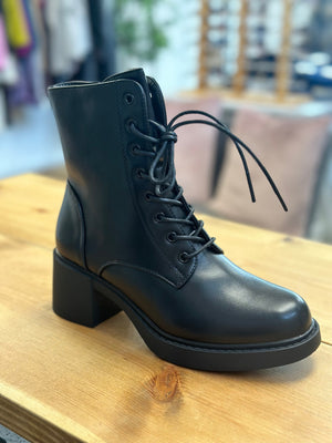 Lou Block Heel Boots - Susie's Boutique