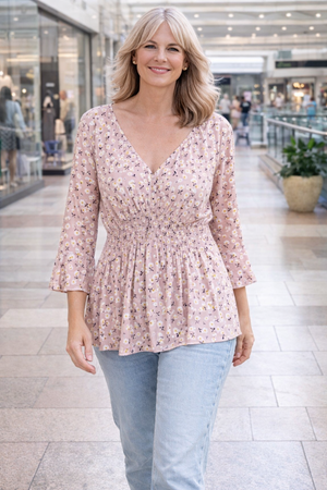 Ditsy V-Neck Top 8-16 no returns in sale items