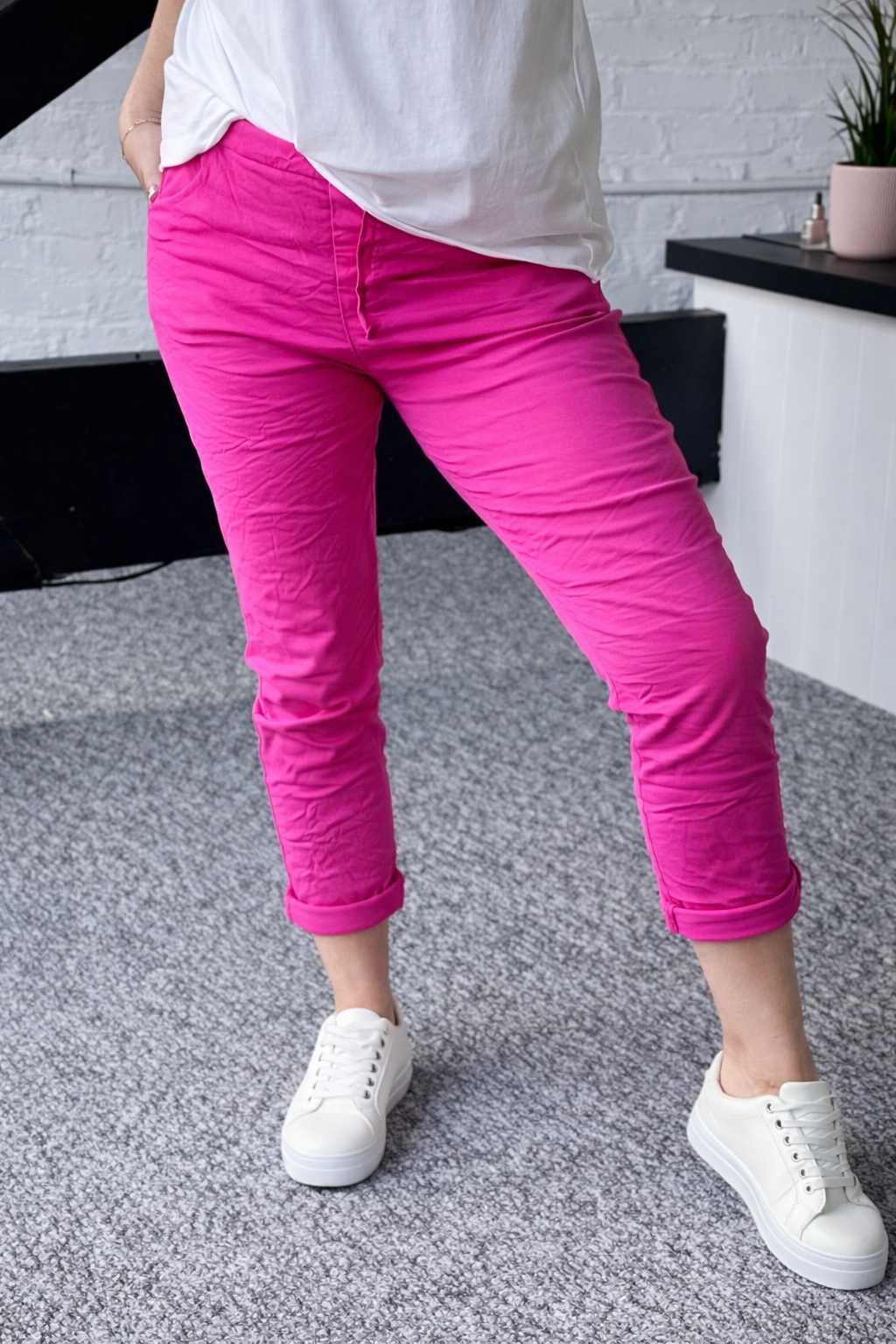 Julia Stretch Magic Trousers 8-22 Fushia