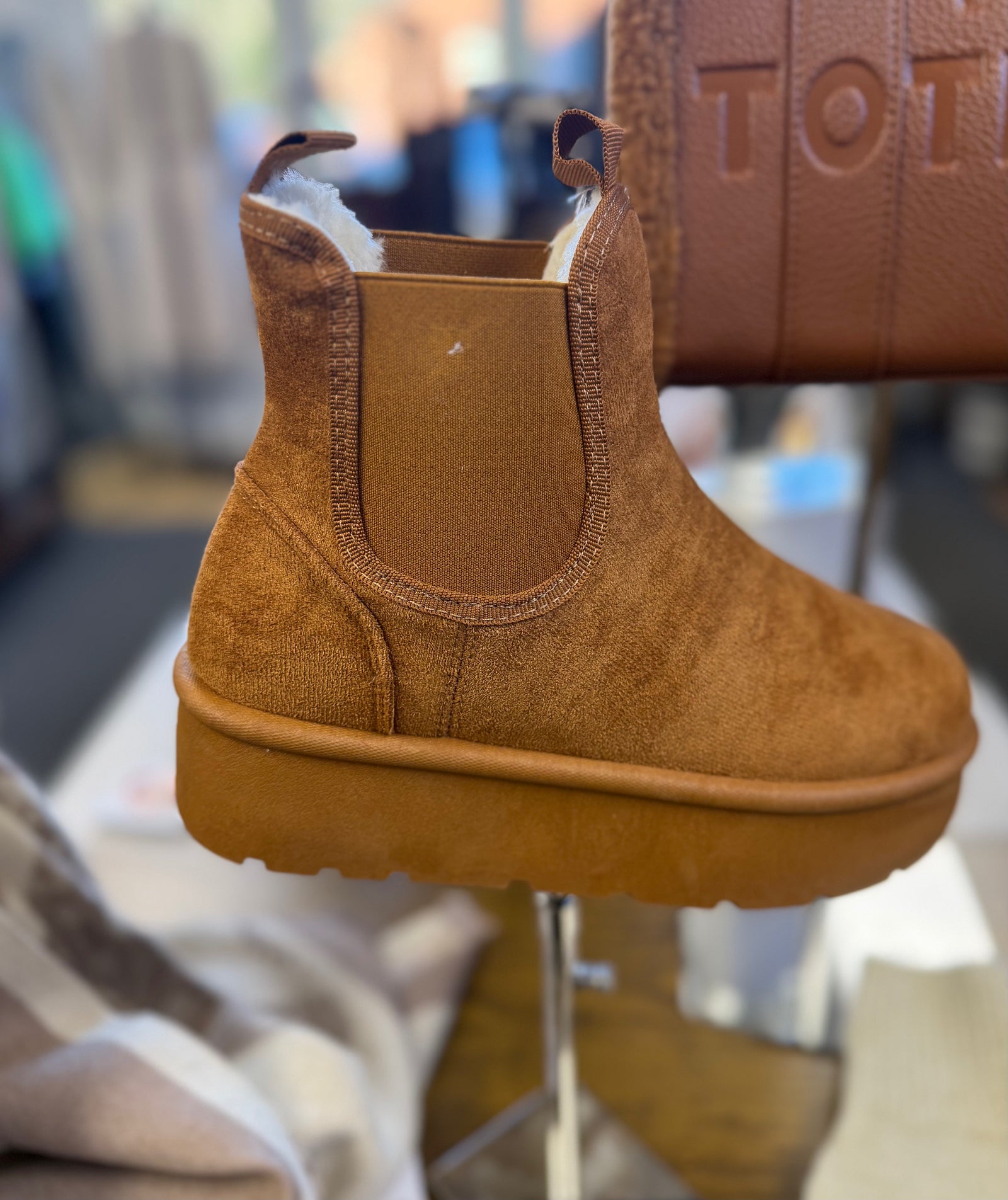 Parissa Flatform Boots