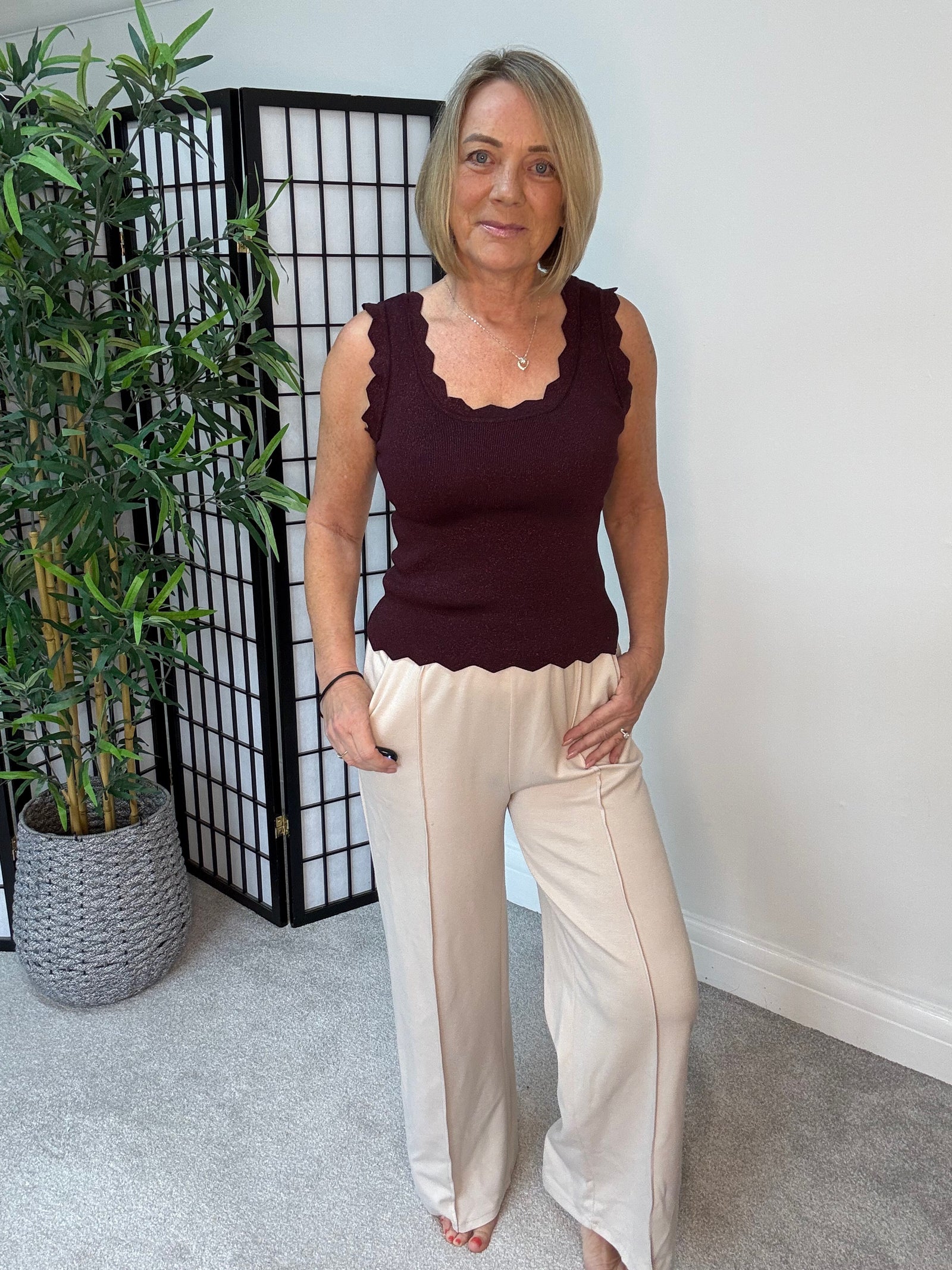 Lurex Scalloped Edge Ribbed Vest Top – Plum