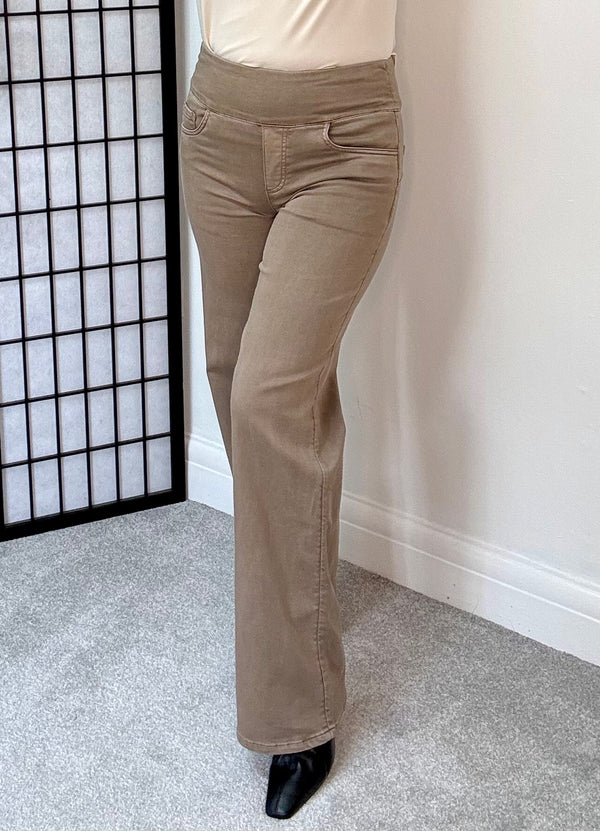 Tocada Straight Leg Pull On Jeans – Mocha