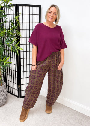 Martha Pin Cord Barrel Trousers – Burgundy Check