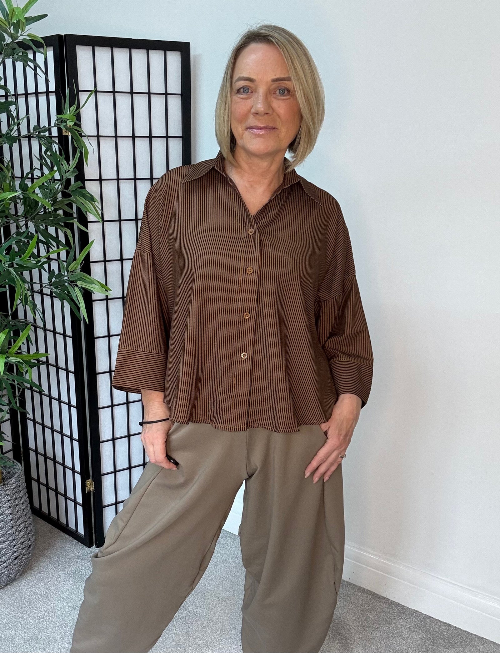 Skylar Boxy Stripe Shirt – Caramel