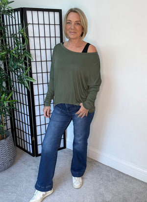 Hallie Scoop Hem Sleeved Top - Khaki