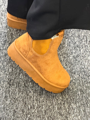 Parissa Flatform Boots