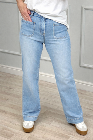 Lucy Straight Leg Retro Pocket Jeans Sizes 8–18 Light Wash
