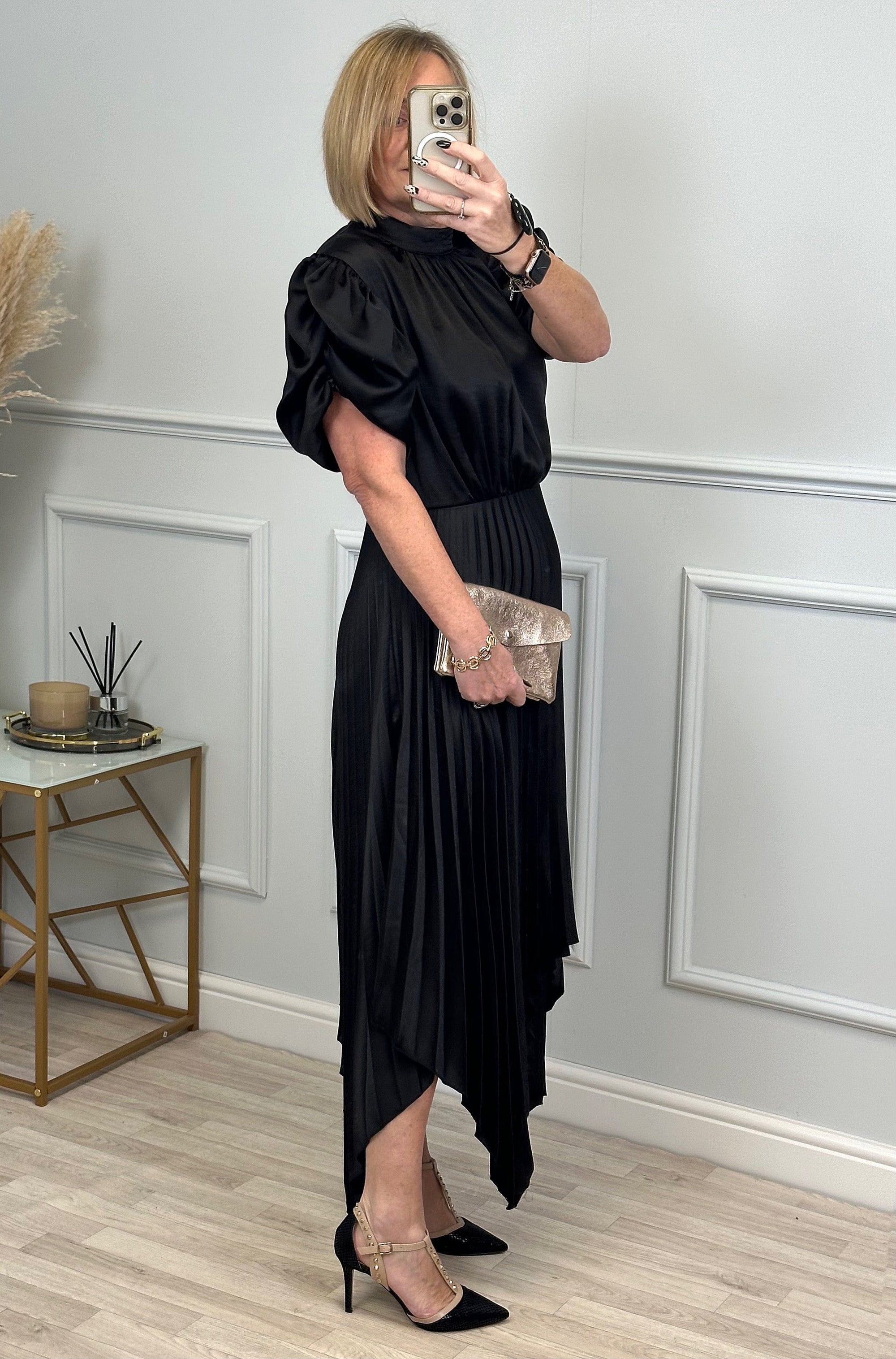 AX Paris Delphine Puff Sleeve Pleated Midi Dress Black NO RETURNS ON SALE ITEMS