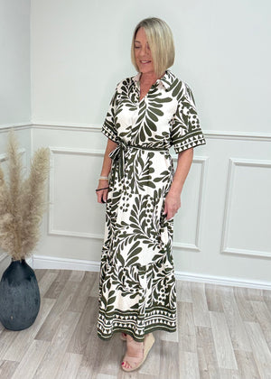 Serena Tropical Print Button-Through Maxi Dress 10-18