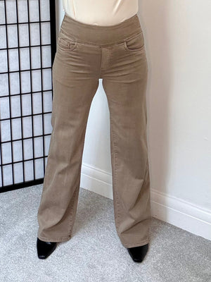 Tocada Straight Leg Pull On Jeans – Mocha