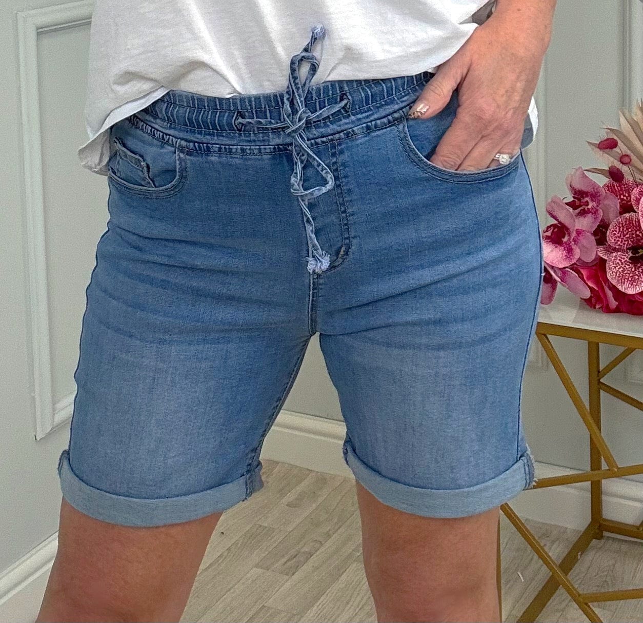 Vida Drawstring Denim Shorts 10-22 (6.5")