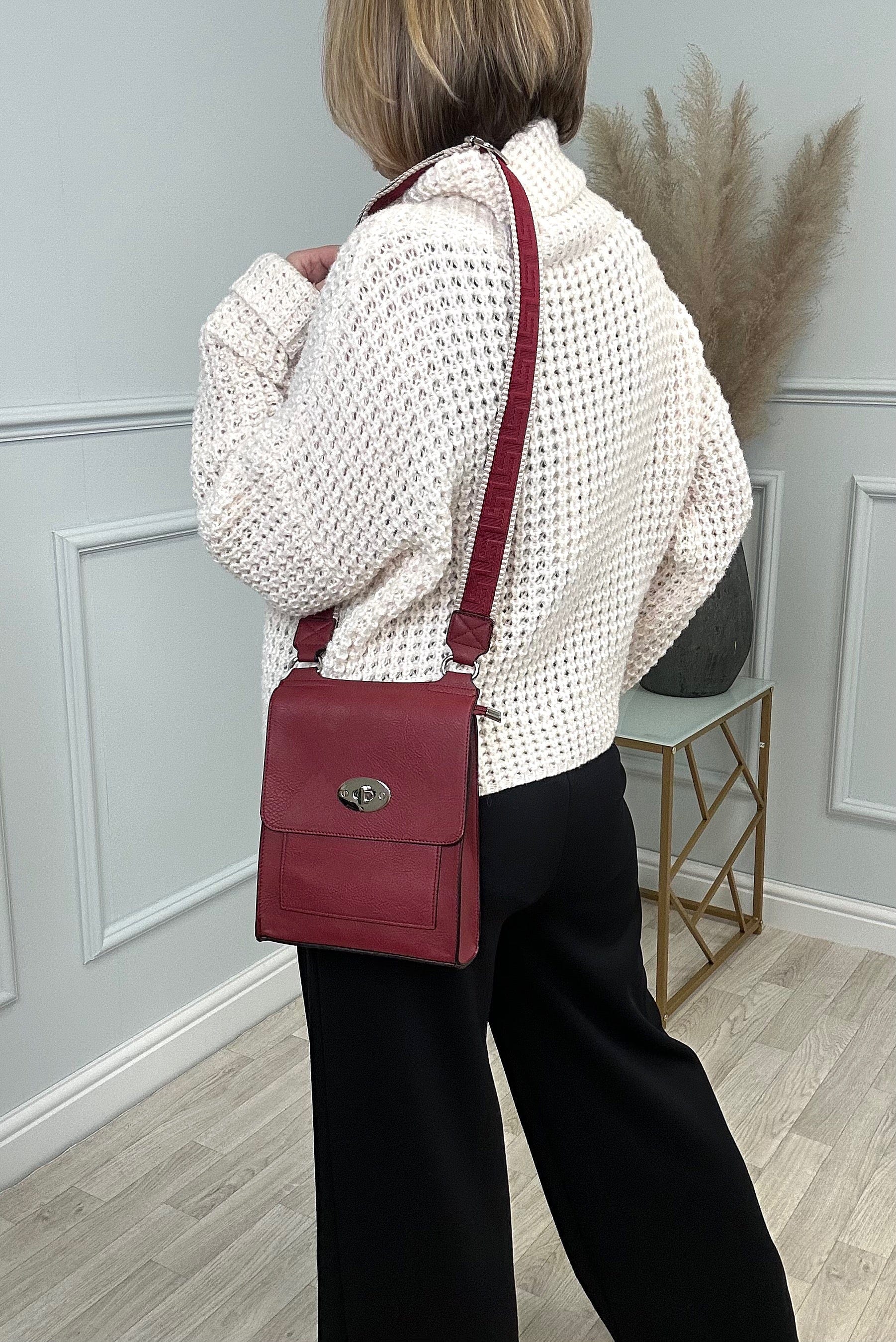 Small Lilly Messenger Crossbody Bag  Wine - Susie's Boutique