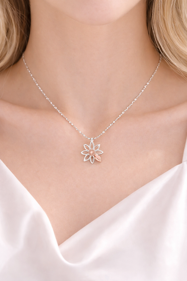 Two Tone Daisy Pendant Necklace