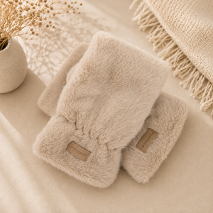 Faux Fur Fingerless Gloves – Cream