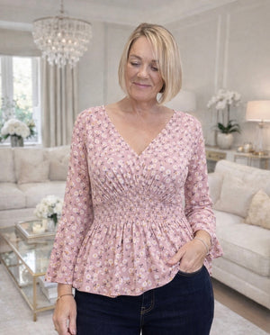 Ditsy V-Neck Top 8-16 no returns in sale items