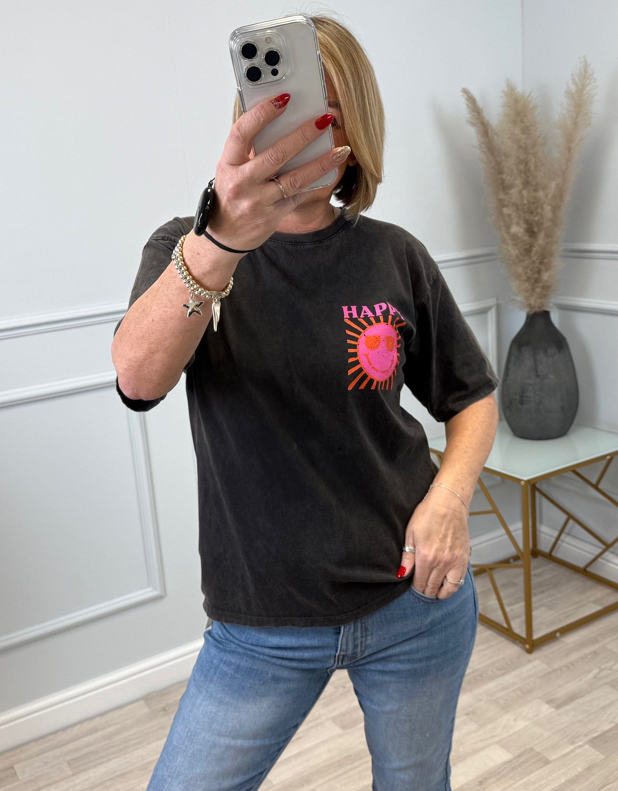 The Maya Retro Boyfriend Fit 'Happy' Graphic T-Shirt - One Size (Fits 8-14) Black - Susie's Boutique