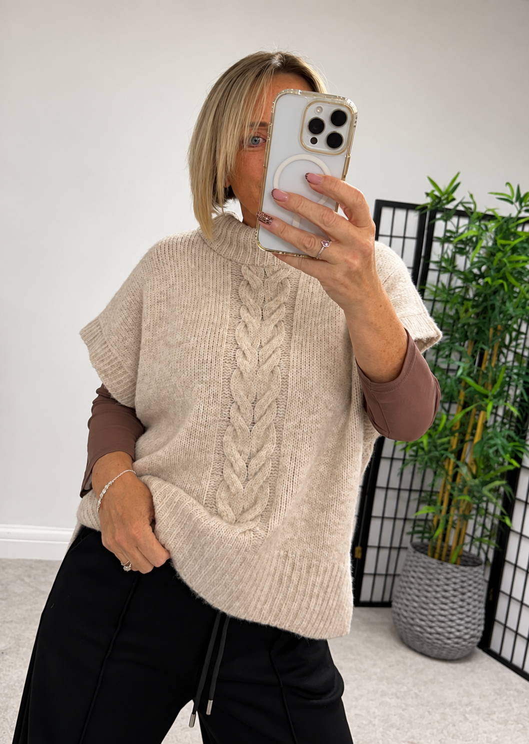 Marnie Cable Knit Sleeveless Jumper – Oatmeal