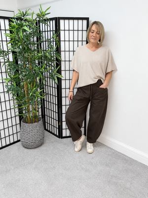 Remi Plain Barrel Trousers – Chocolate