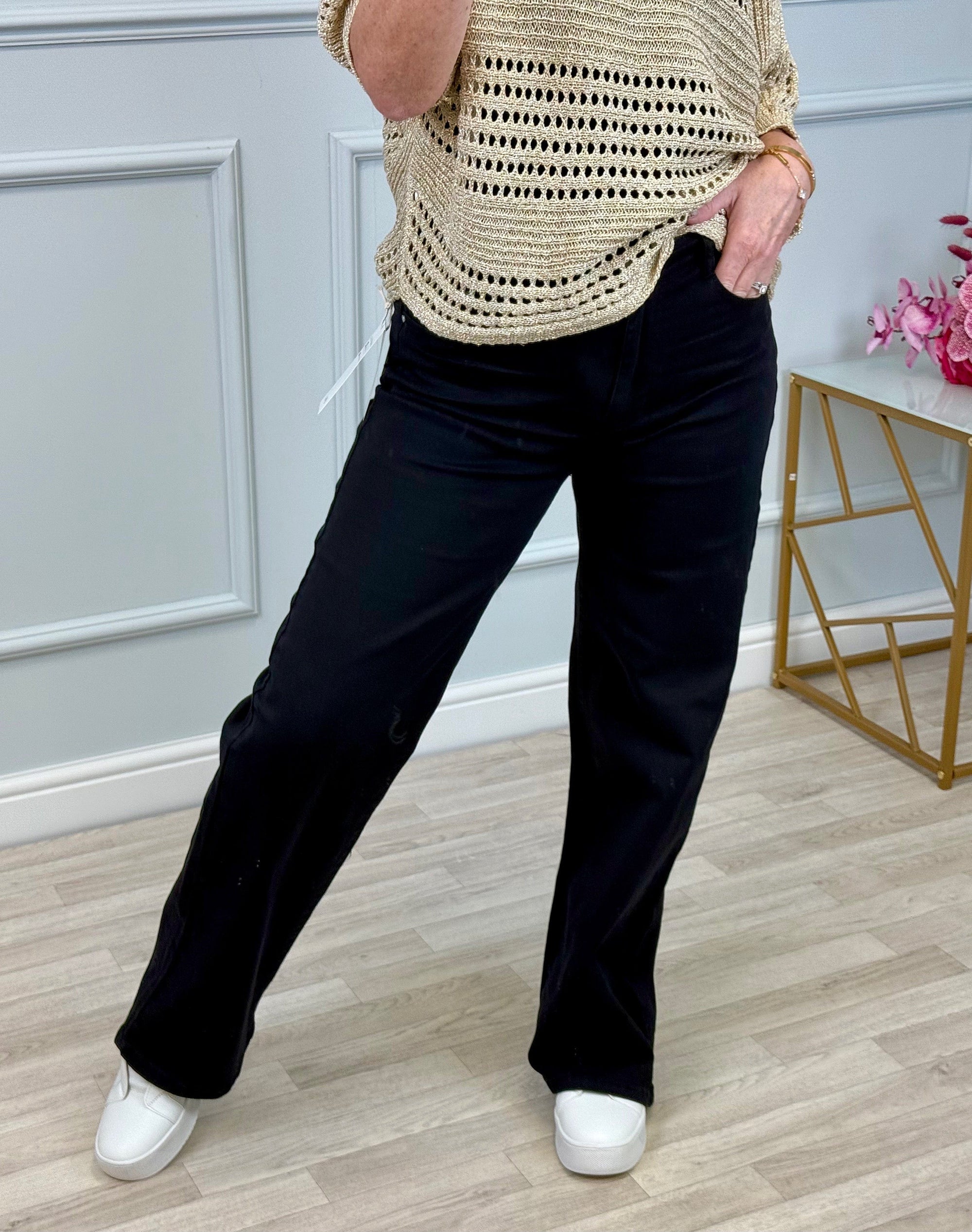 Callie Wide-Leg Jeans – High-Waisted, Relaxed Fit (Sizes 10-20) Black