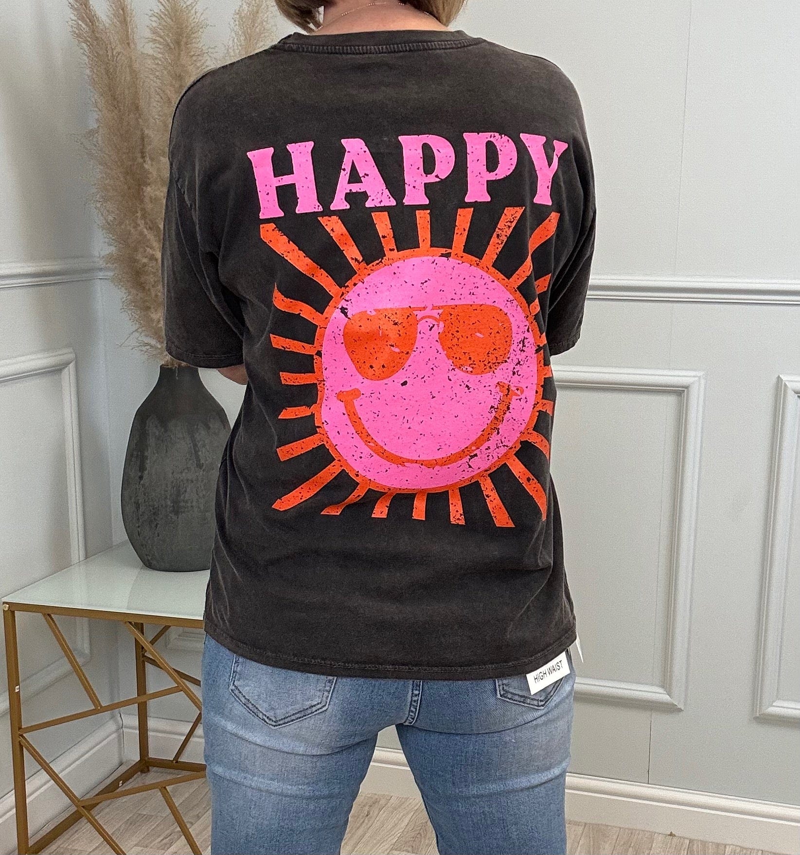The Maya Retro Boyfriend Fit 'Happy' Graphic T-Shirt - One Size (Fits 8-14) Black - Susie's Boutique