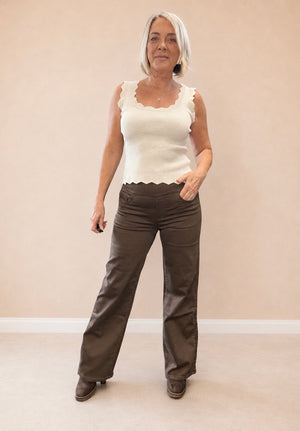 Tocada Straight Leg Pull On Jeans – Chocolate