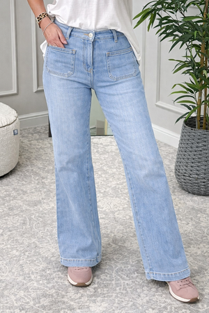 Lucy Straight Leg Retro Pocket Jeans Sizes 8–18 Light Wash