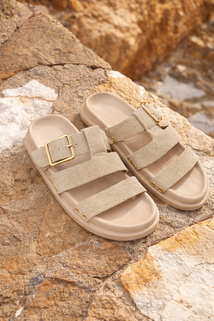 Dana Gladiator Triple Strap Buckle Sliders