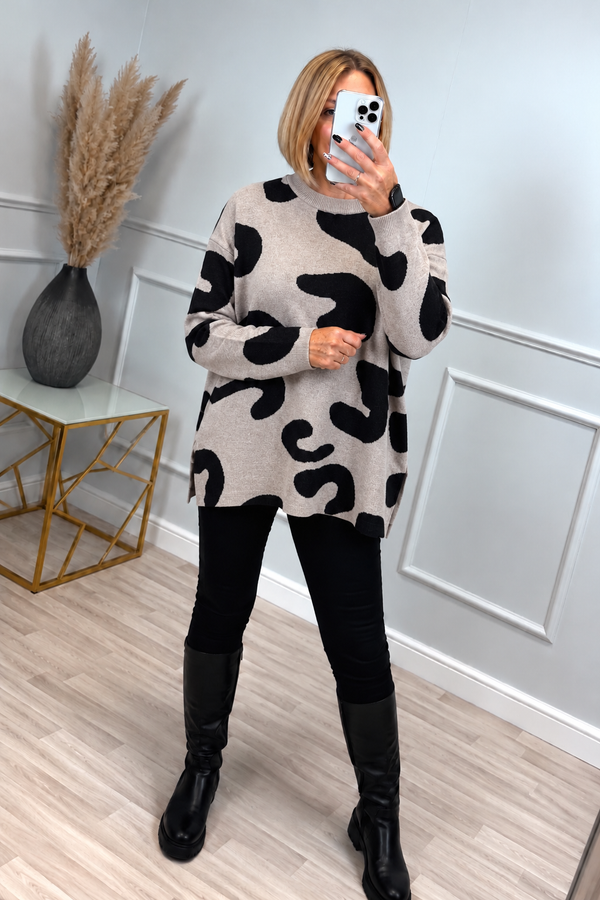 Mila Scribble Print Knitted Jumper – Oatmeal