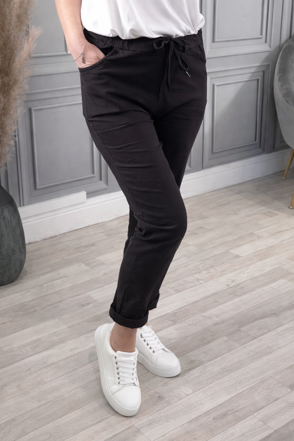 Julia Stretch Magic Trousers 8-22 Chocolate