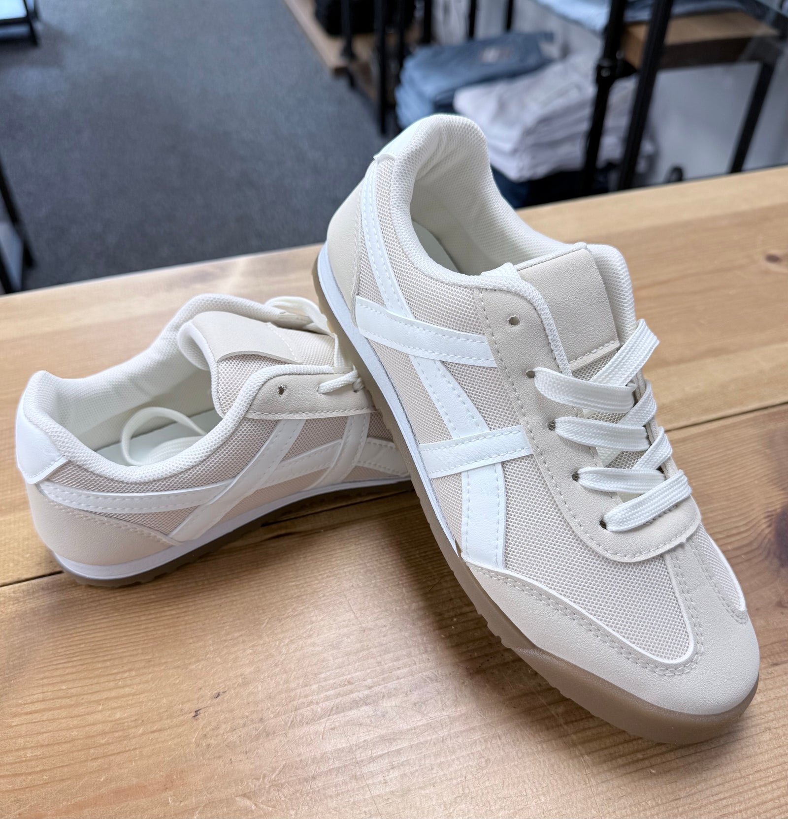 Retro Lace-Up Trainers