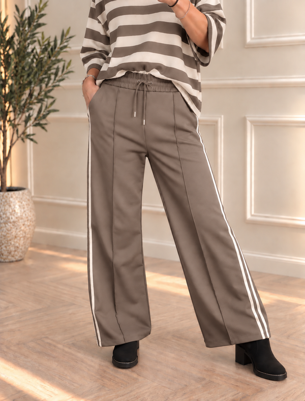 Alexandria Side Stripe Straight Leg Trousers – Mocha