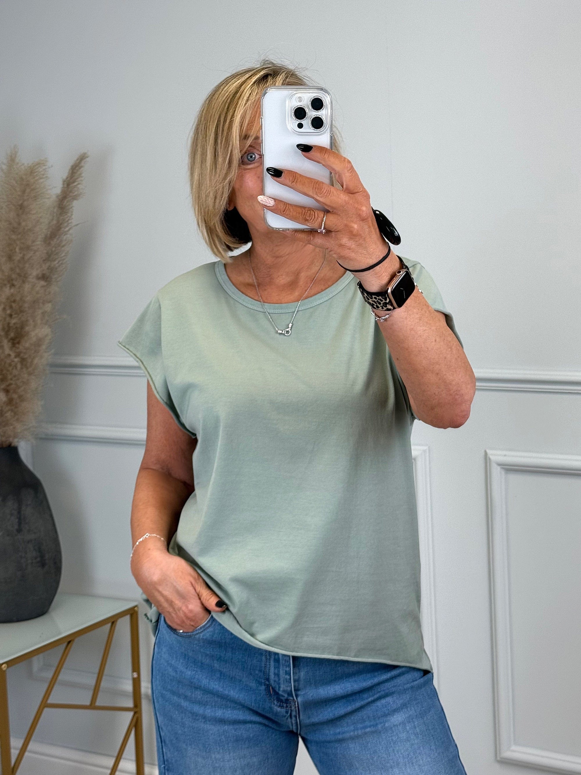 Lottie Dip Hem Essential T-Shirt  8-16 - Susie's Boutique