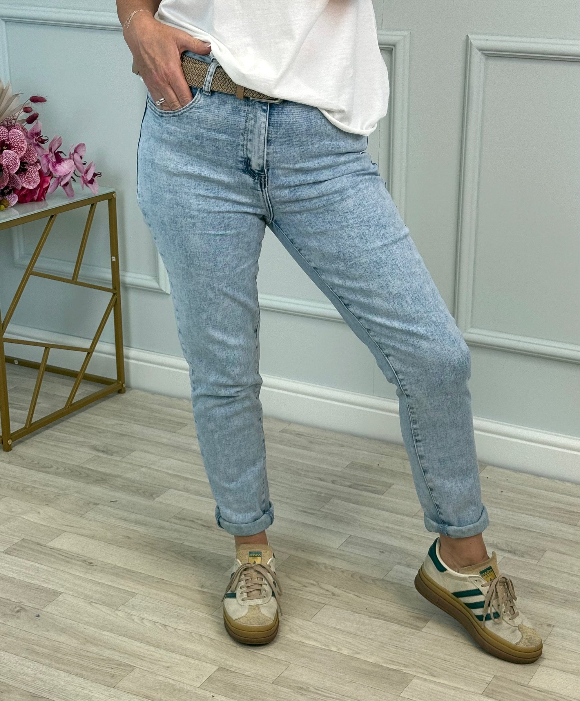 Emily Mom Fit Jeans 10-22 Stonewash