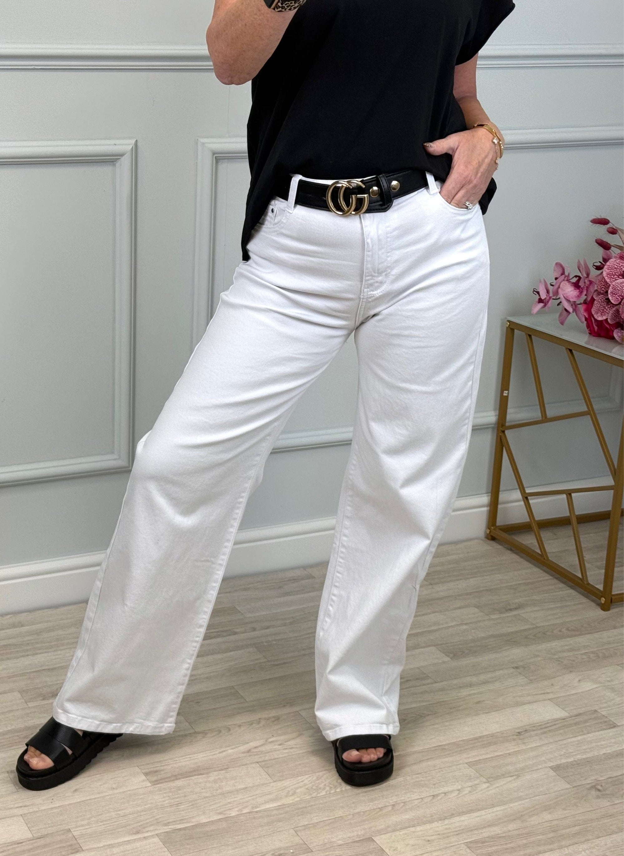 Callie Wide-Leg Jeans – High-Waisted, Relaxed Fit (Sizes 10-20) White