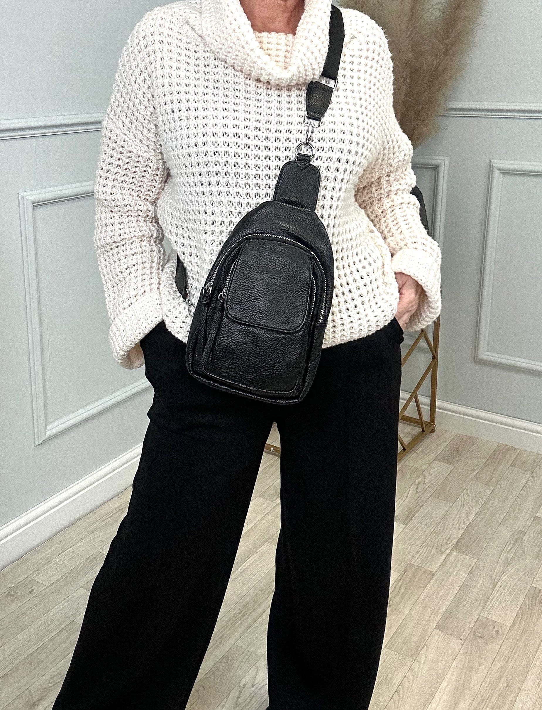 Jayda Sling Bag Black