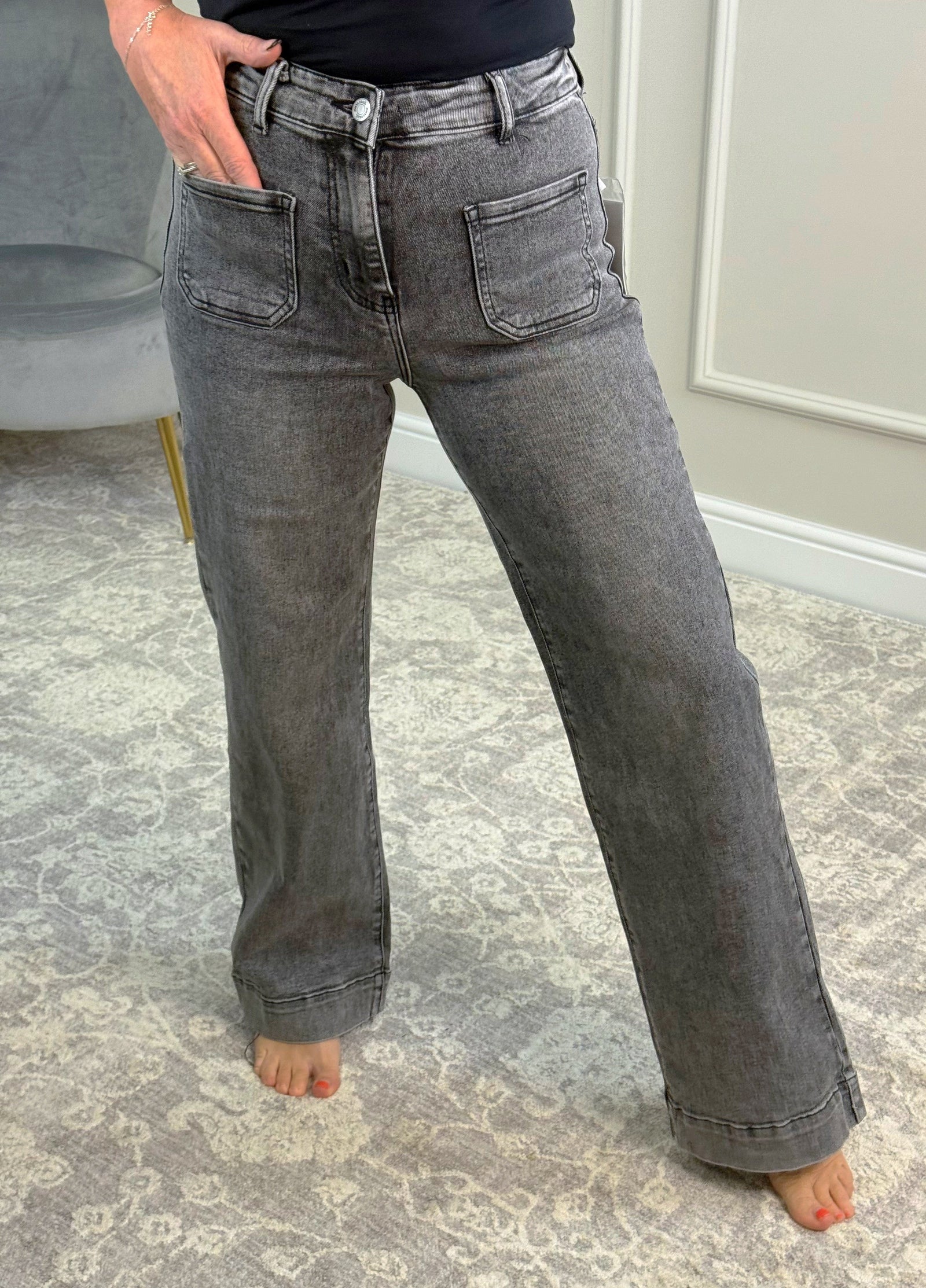 Lucy Straight Leg Retro Pocket Jeans – Sizes 8–18  Grey