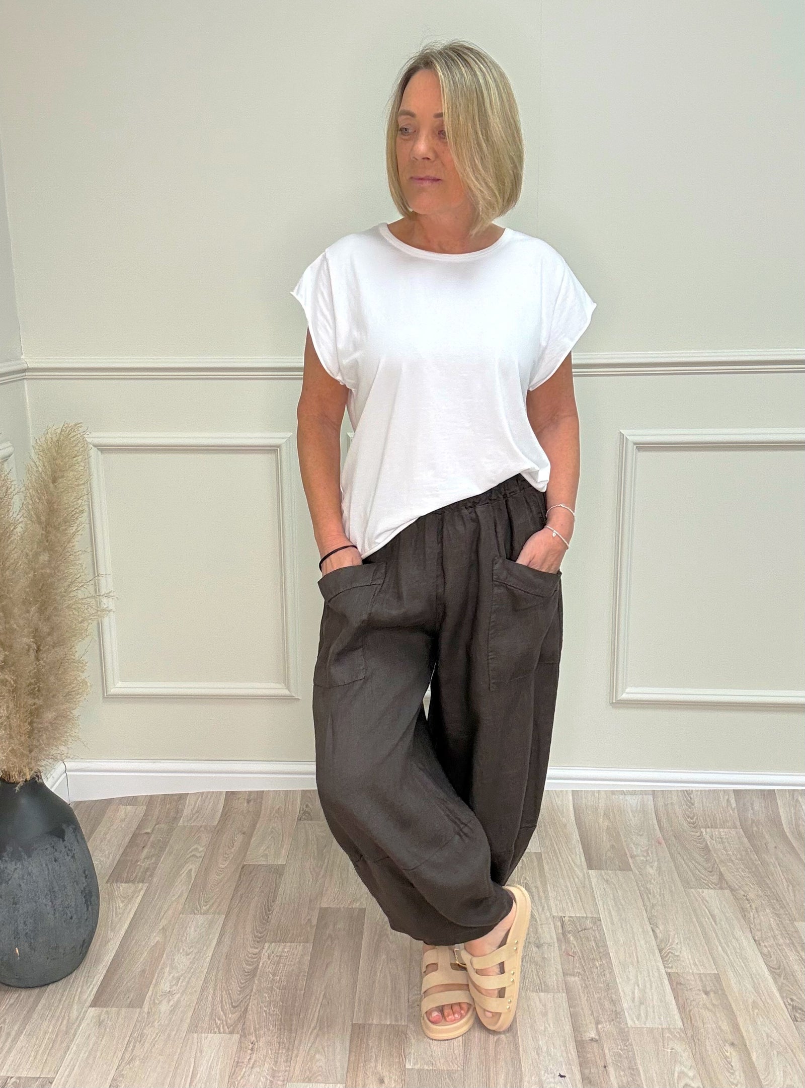 Larisa Quirky Linen Barrel Cocoon Pants 8-14 Chocolate