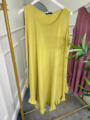 Scoop Hem Dress 10-18