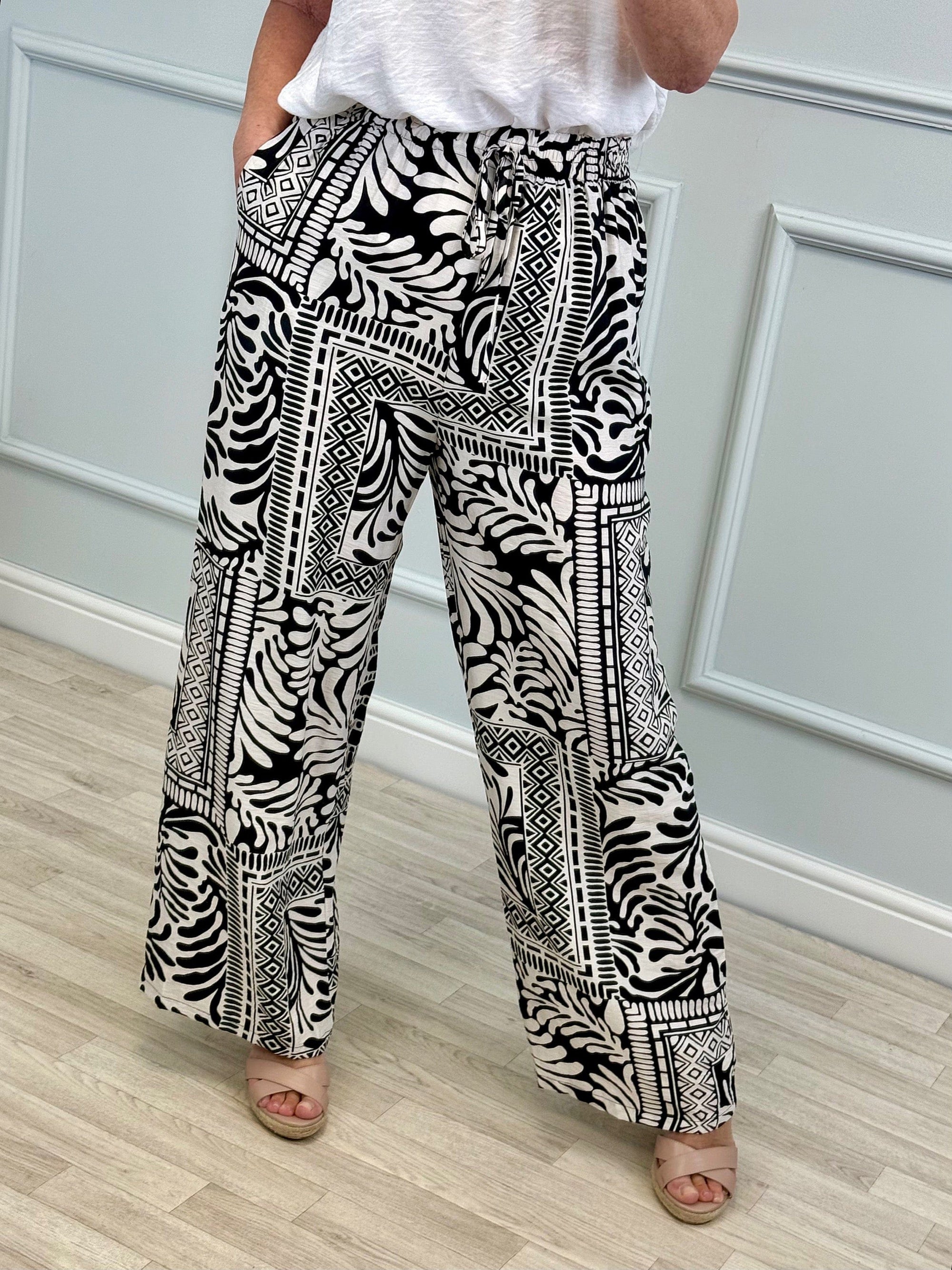 Zahara BlackWide-Leg Trousers – Boho Printed Style (Sizes 8–14)