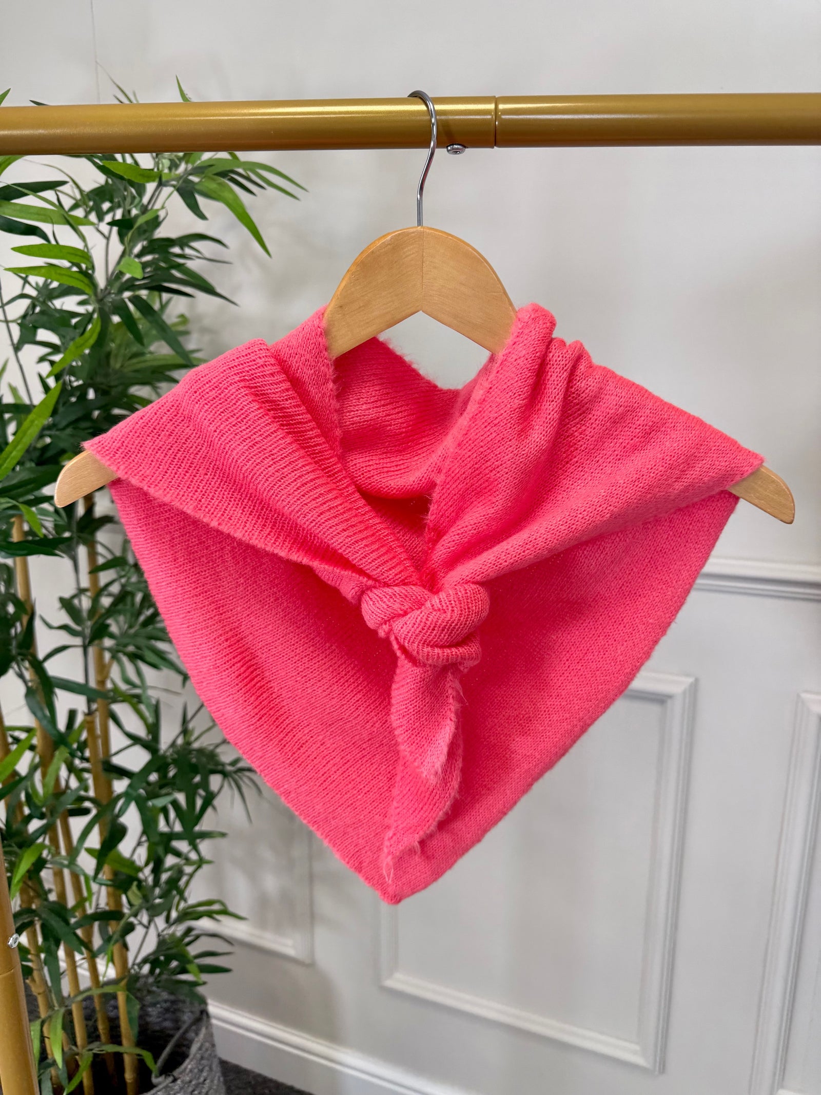 Arlo Knit Neck  Scarf UK Made 🇬🇧