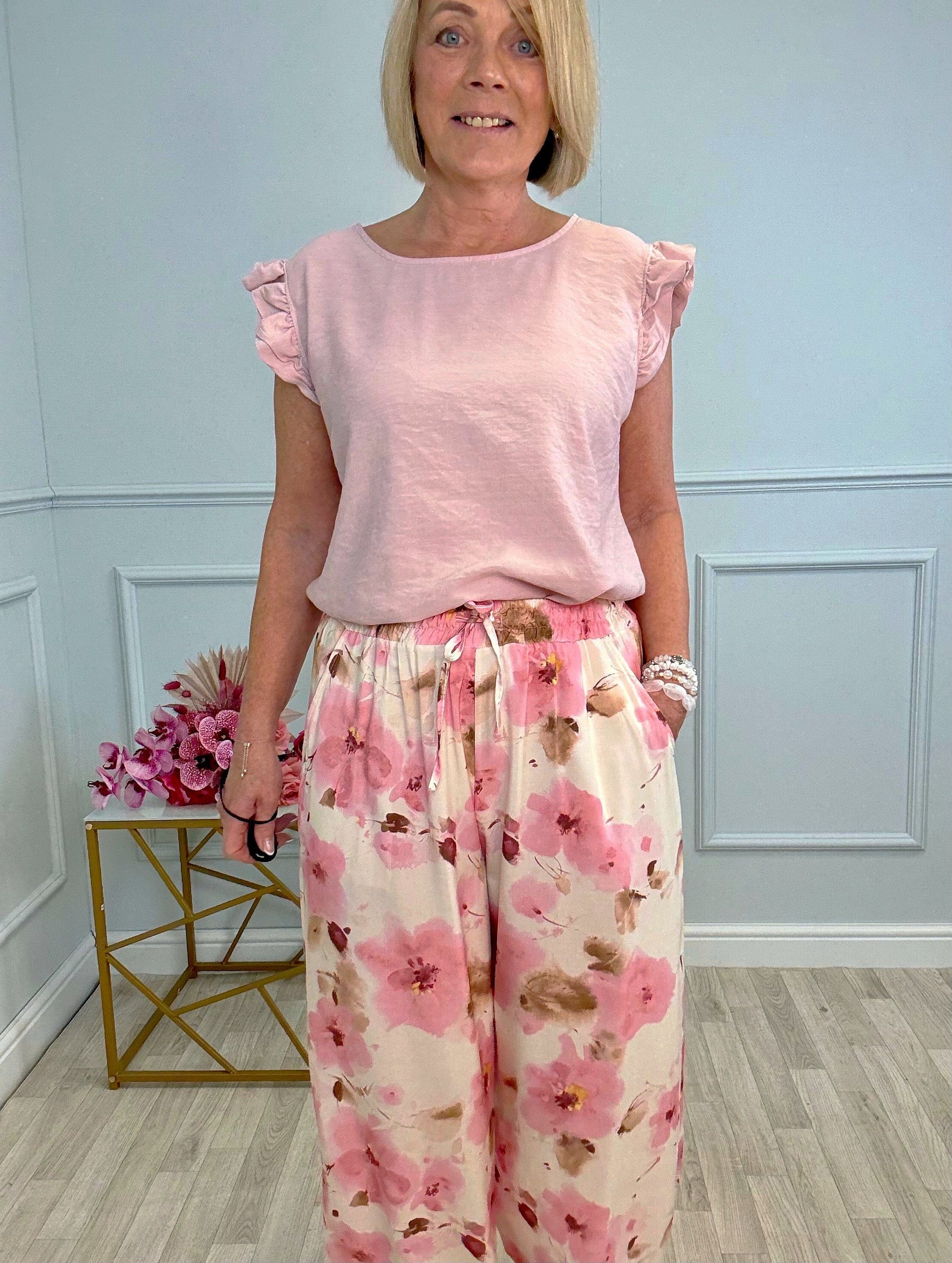 Elowen Wide-Leg Trousers 8–16 Pink Floral - Susie's Boutique