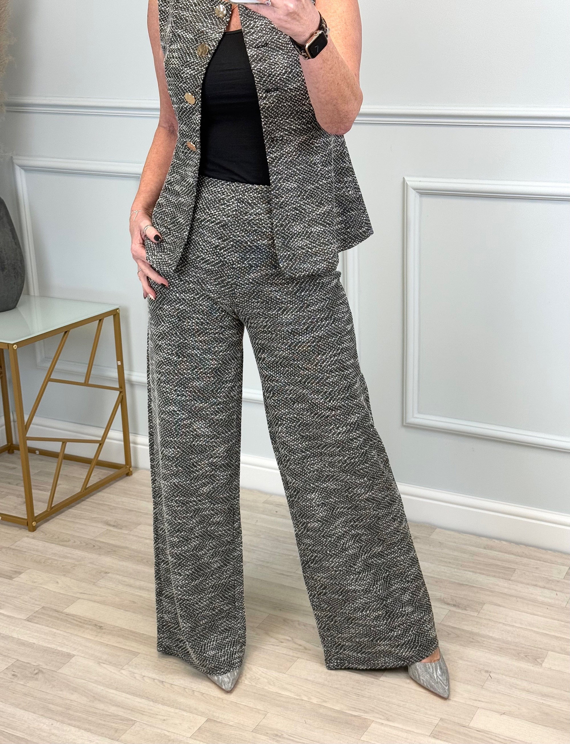 Leilani Textured Wide-Leg Trousers 10-14 Black - Susie's Boutique
