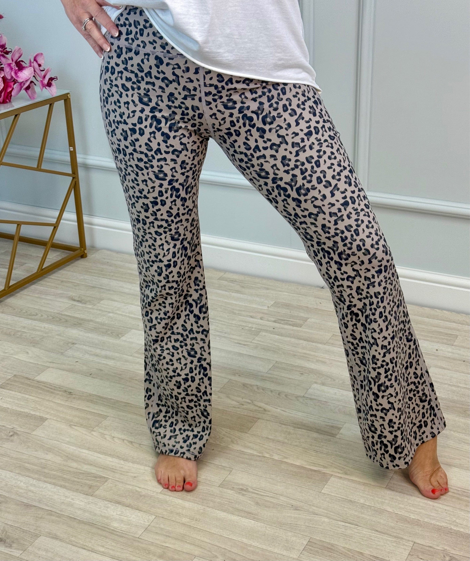 Sasha  Flared Sporty Leggings 8–18 Leopard